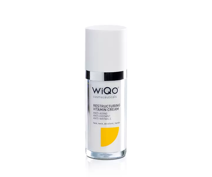 RESTRUCTURING VITAMIN CREAM  WiQo